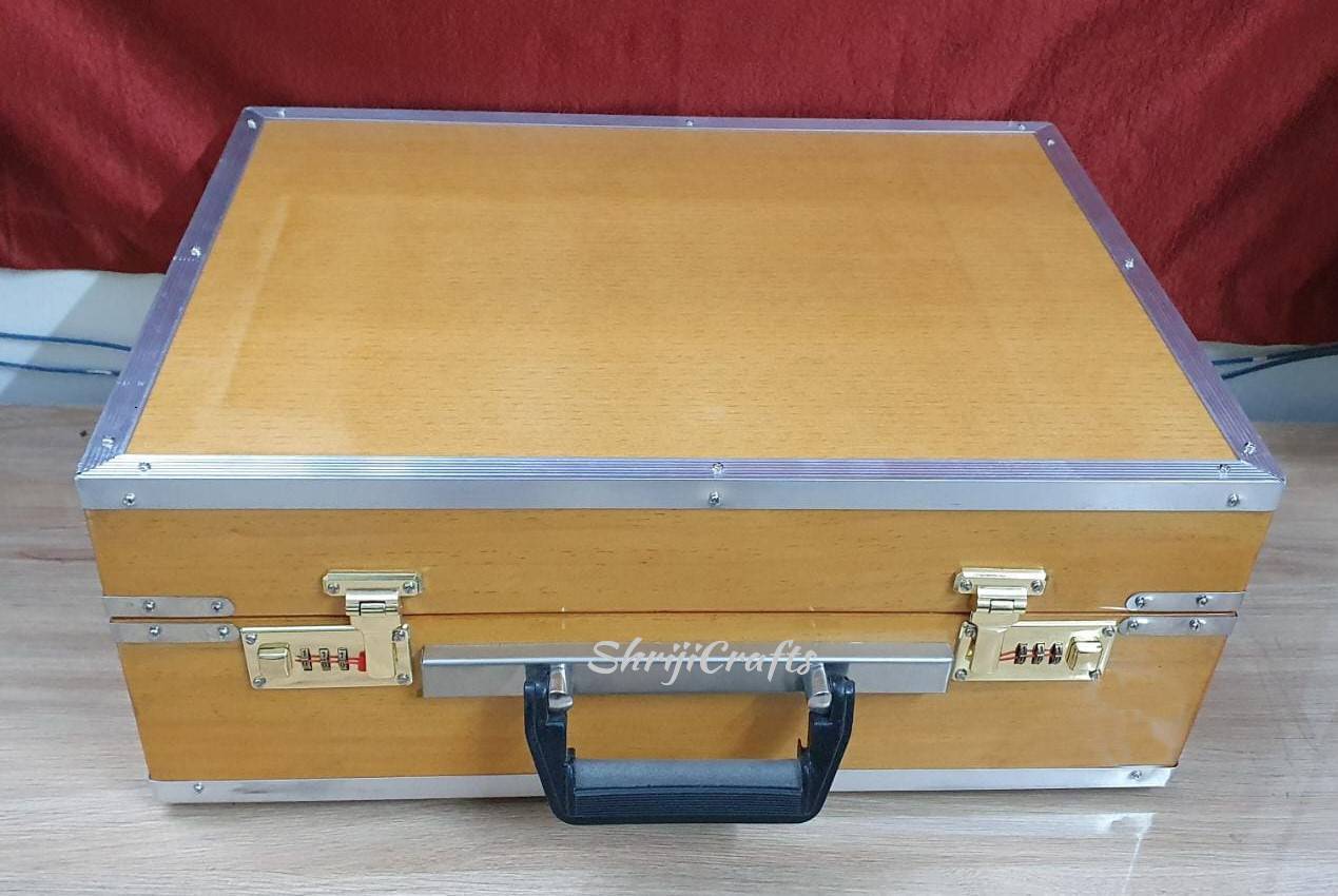 Handcrafted Mini Harmonium – 2.5 Octave, 440Hz/432Hz, Indian Wood, Portable Instrument by Shriji Musicals — handcrafted wooden product by Shrijicrafts