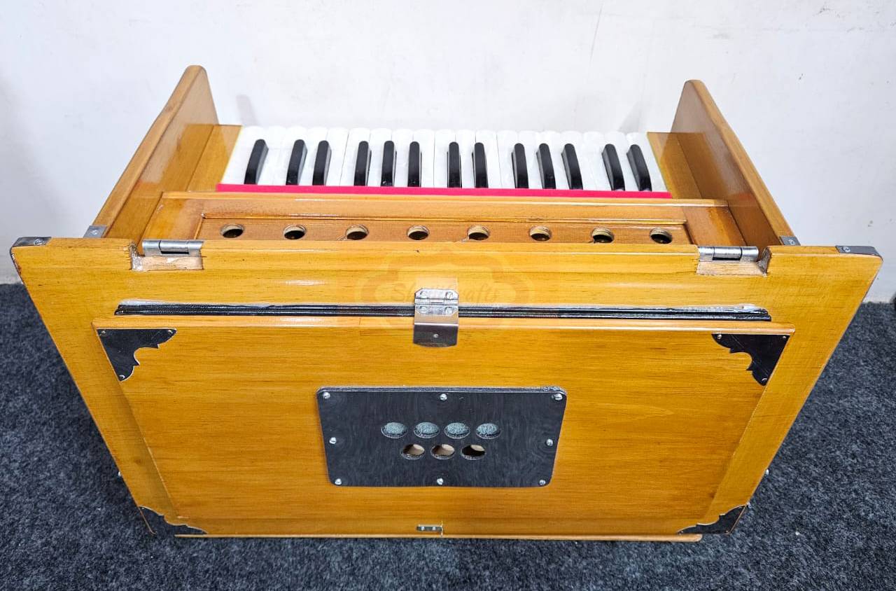Professional Safri Harmonium – 2.5 Octave, 4 Stopper Portable Kirtan Instrument by Shriji Musicals - View 7
