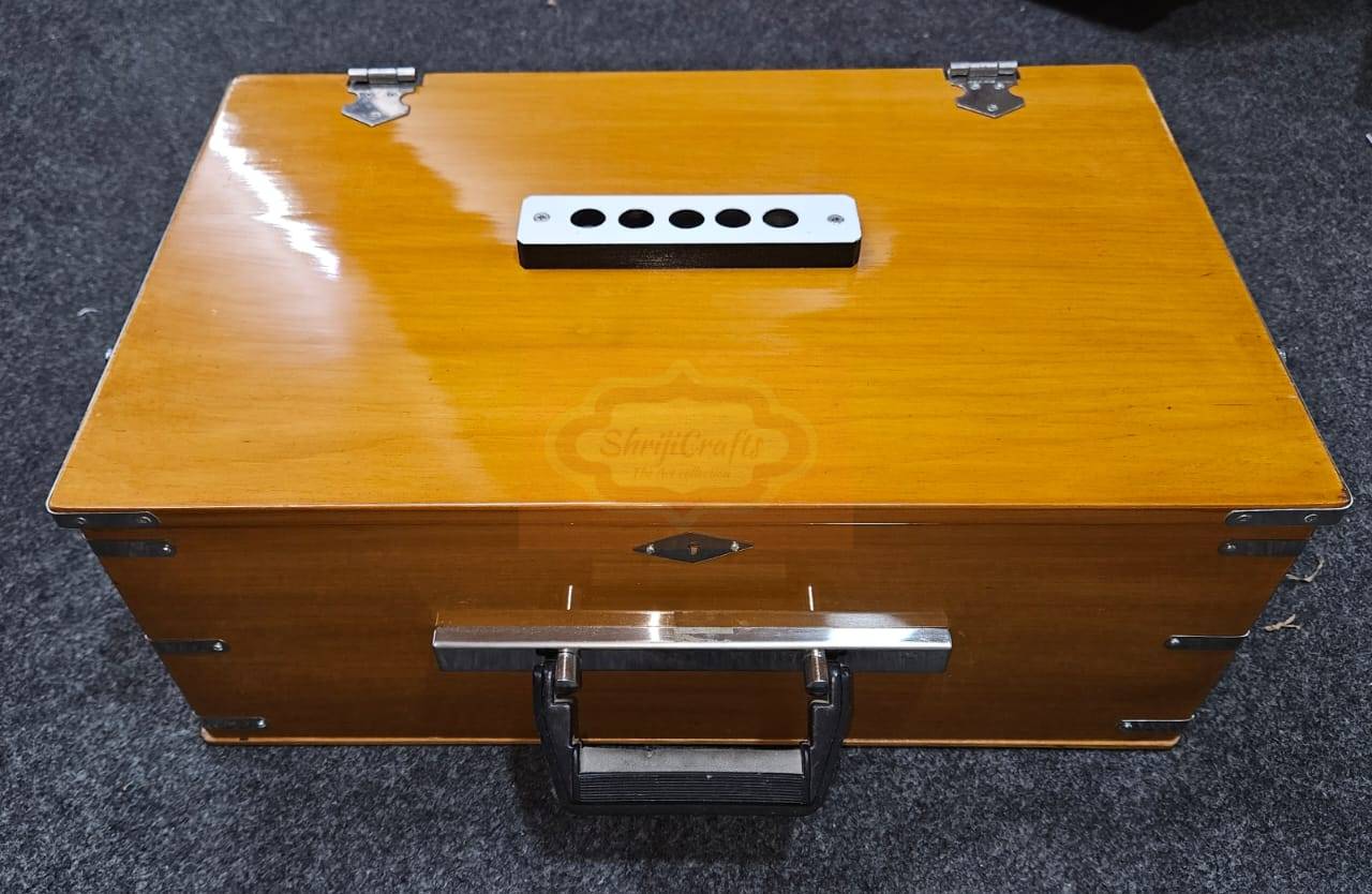 Professional Safri Harmonium – 2.5 Octave, 4 Stopper Portable Kirtan Instrument by Shriji Musicals - View 3