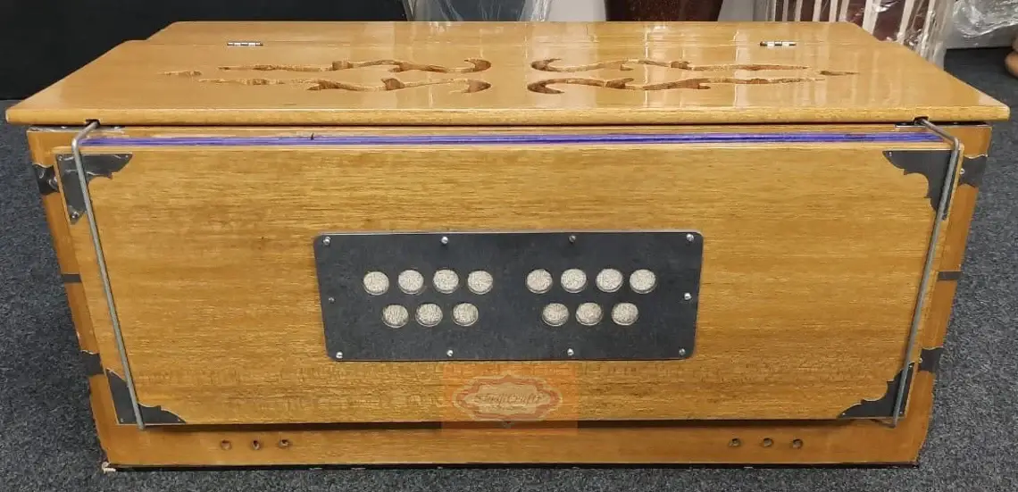Professional 3.5 Octave Indian Harmonium – 9 Stopper, Bass Male Reed, 440Hz (Wood Instrument) - View 6