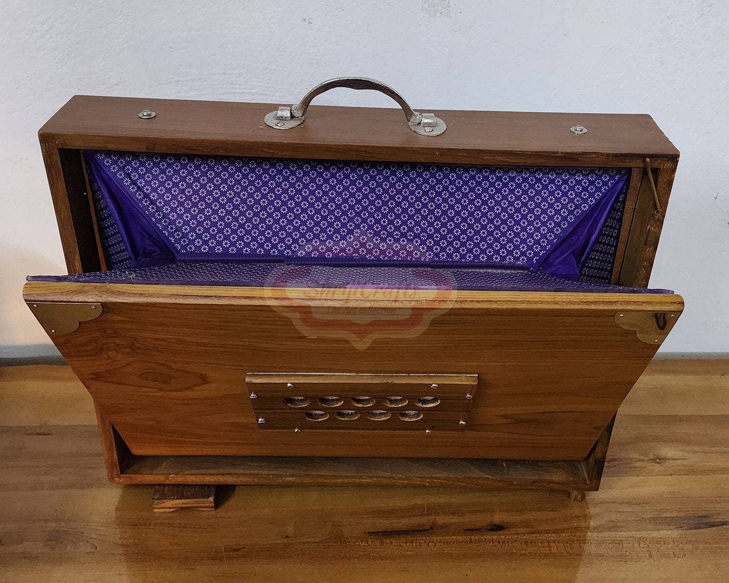 Handcrafted Teak Shruti Box – 13 Keys (C3‑C4) – 440Hz & 432Hz Tuning – Includes Carry Bag – Yoga & Meditation — handcrafted wooden product by Shrijicrafts