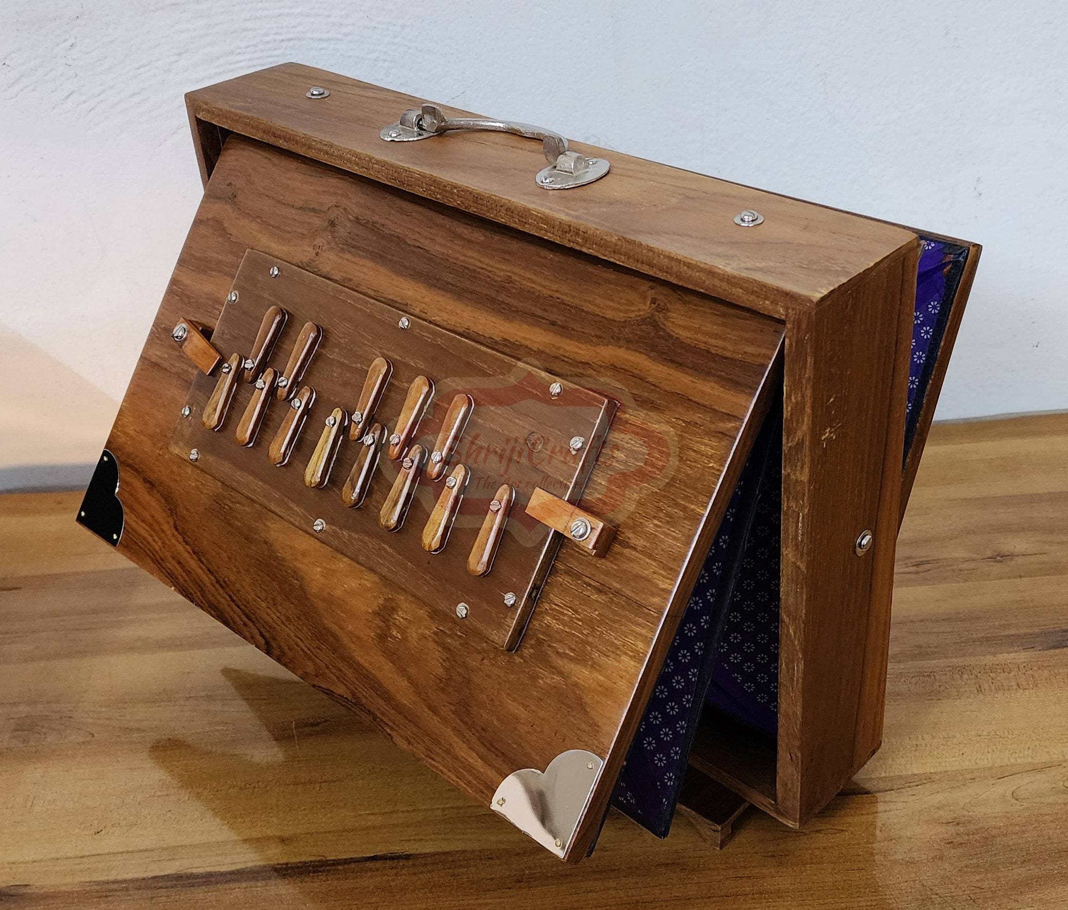 Shriji 13-Note Shruti Box – Pure Teak Wood, 440Hz/432Hz, Pedal Option, Carry Bag – Ideal for Kirtan, Meditation, Yoga - View 4