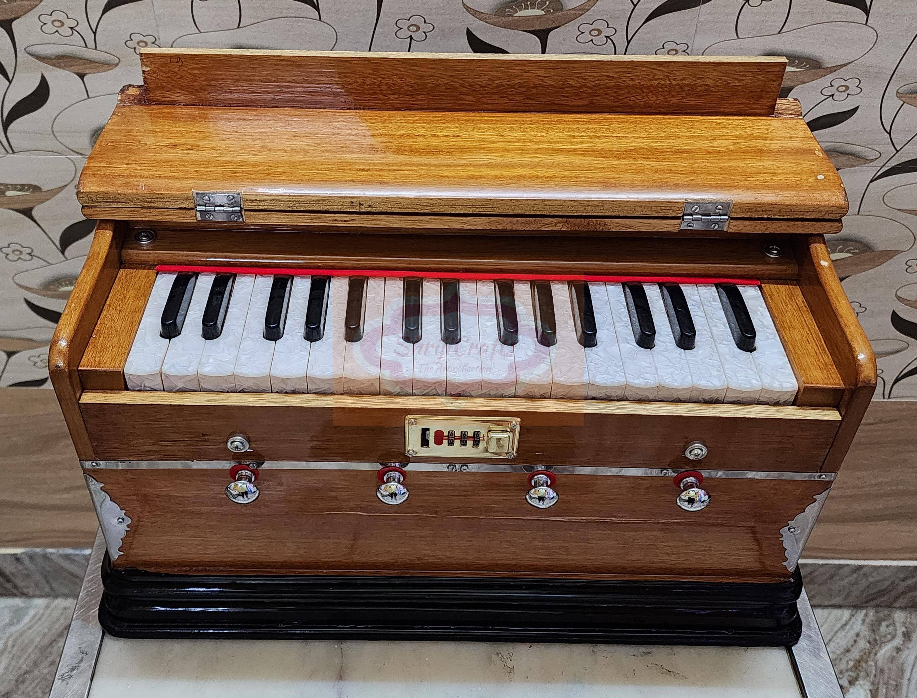 Handcrafted Mini Magic Harmonium – 2.5 Octave, 440Hz/432Hz, Indian Wood, Portable Instrument — handcrafted wooden product by Shrijicrafts