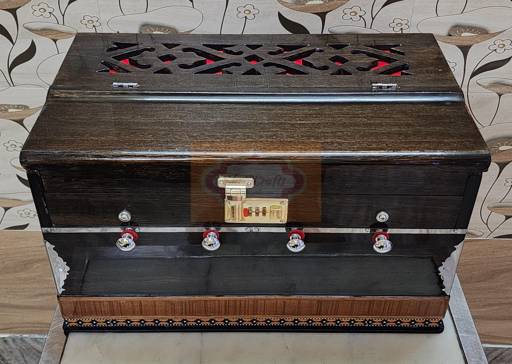 Professional Mini Harmonium – 32 Keys, 4 Stops, 2.5 Octaves, Teak Finish