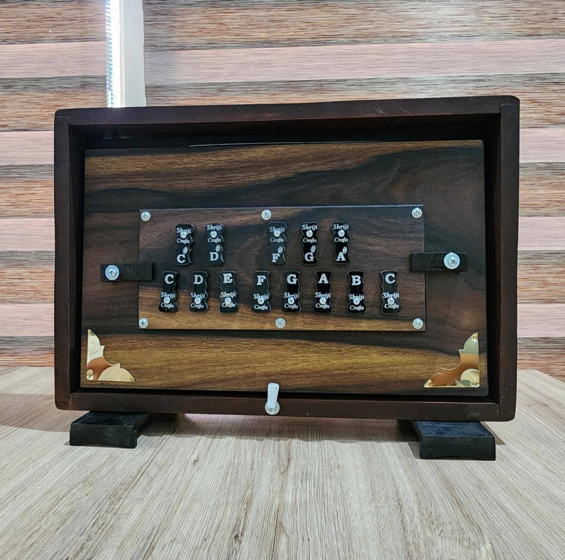 Handmade Indian Shruti Box – Dual 440Hz/432Hz Tuning, C3‑C4, Made in India - View 7