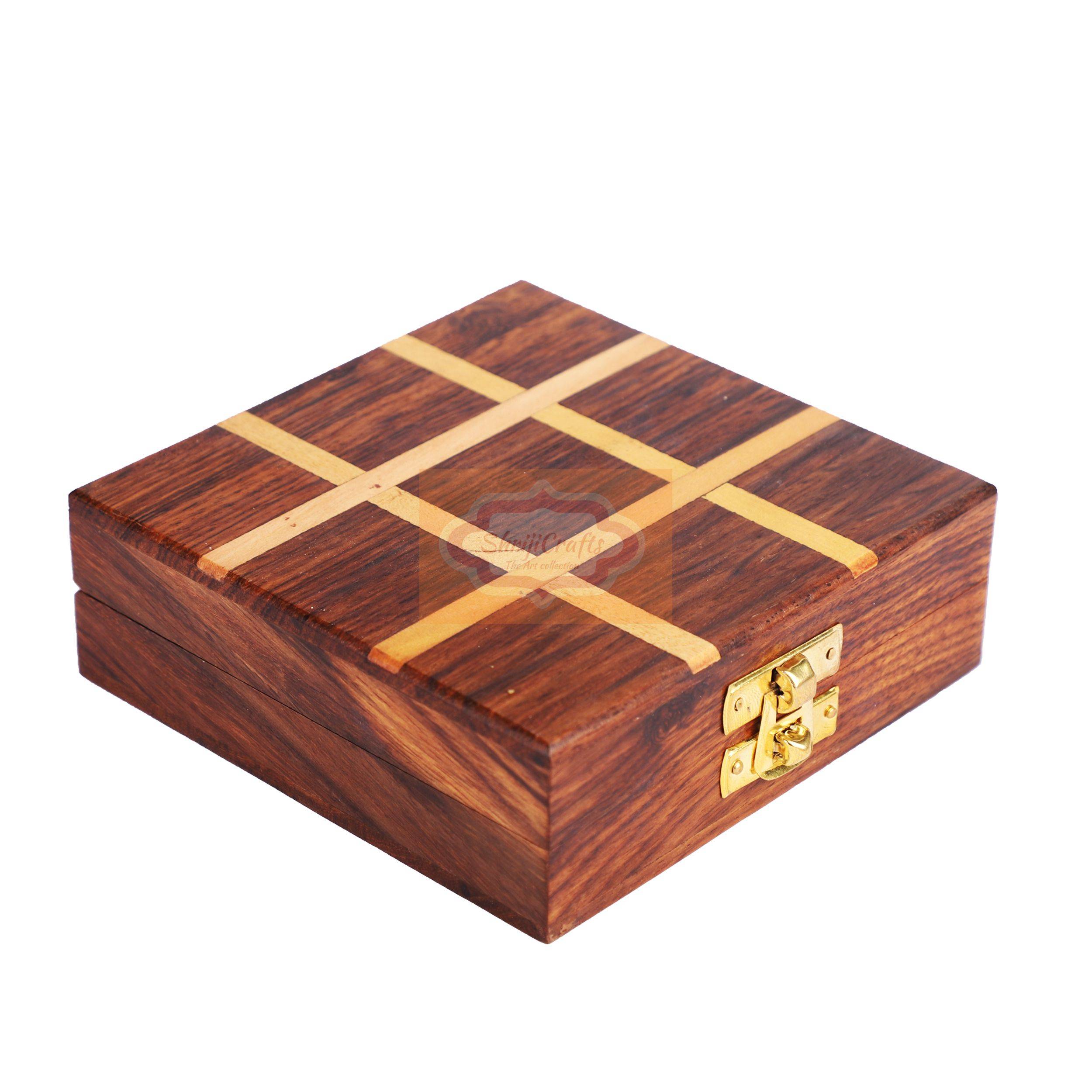 Handcrafted wooden Tic Tac Toe game with a built-in storage box - View 5
