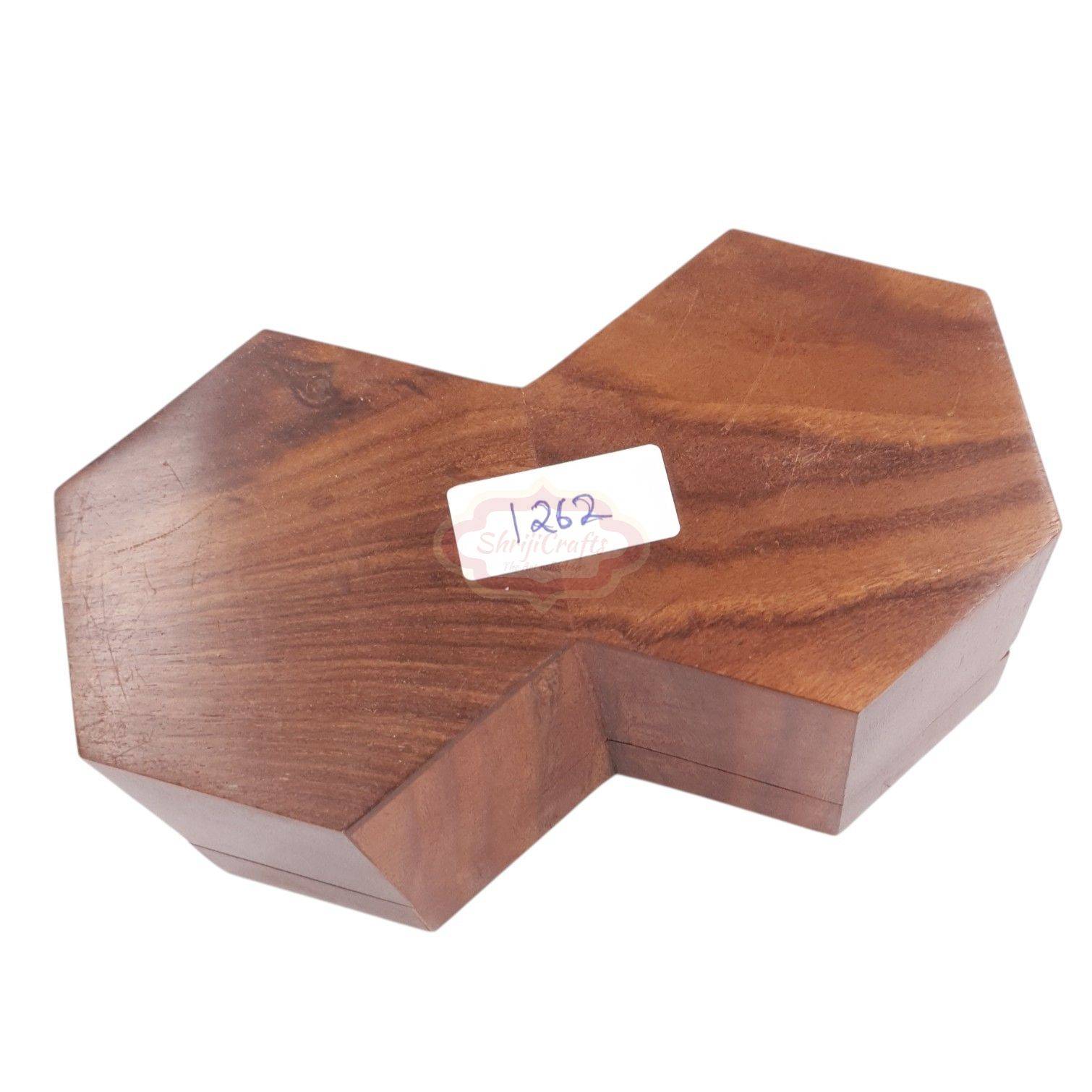 Handcrafted wooden watch box with 2 dedicated compartments - View 5