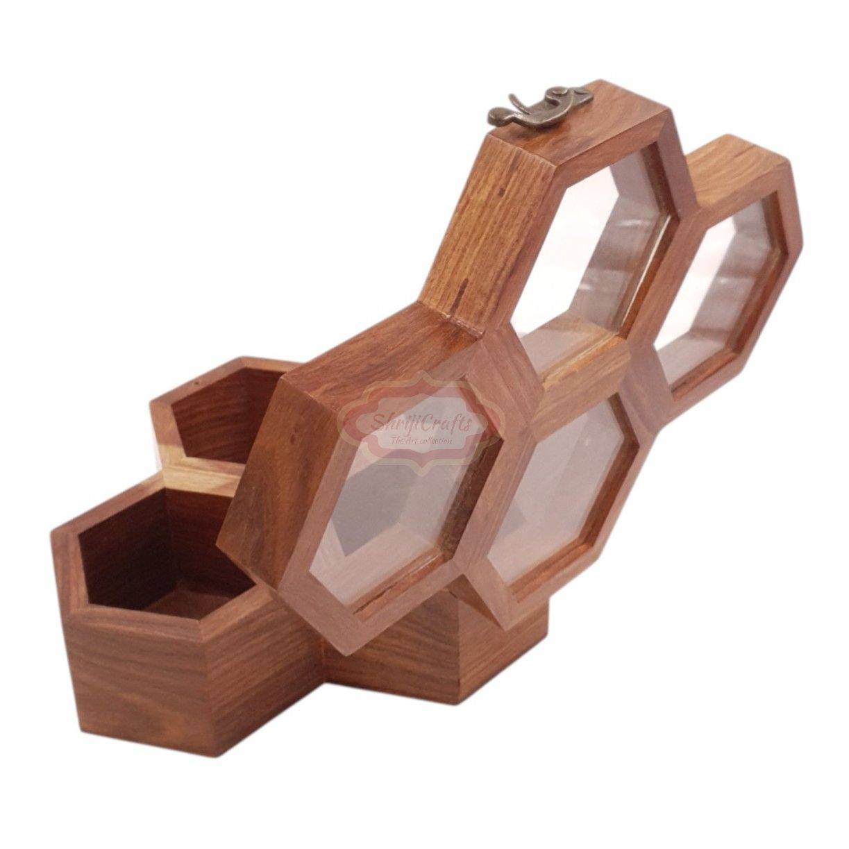 Handcrafted wooden watch box with 4 dedicated compartments - View 7
