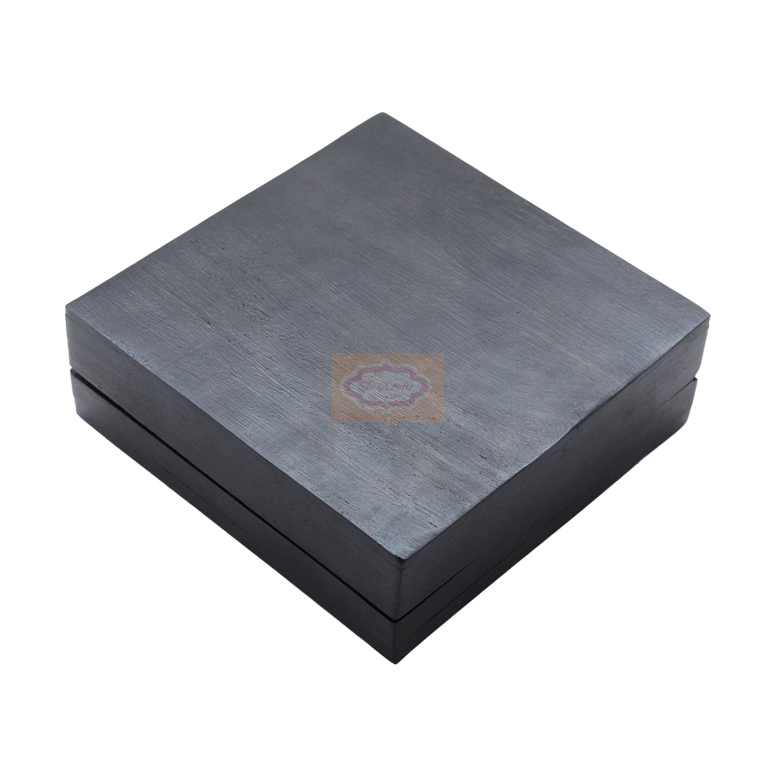 Keep your favorite card games organized in style with this handcrafted wooden box - View 7